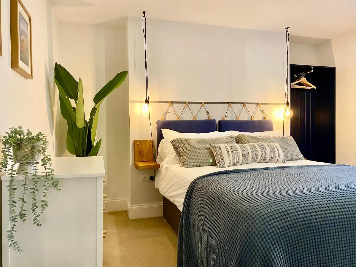 Bed & Breakfast The Belfry Whitby Bed and Breakfast